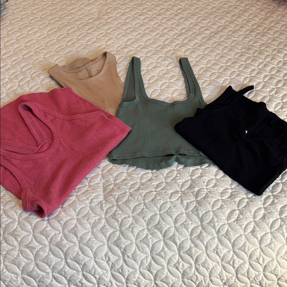 LOFT Tops - A new day Loft Old Navy Universal Thread Tank Tops Bundle Ribbed (3) Cropped (1)
